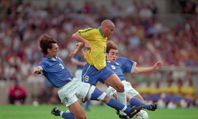 而他标志性 而他标志性