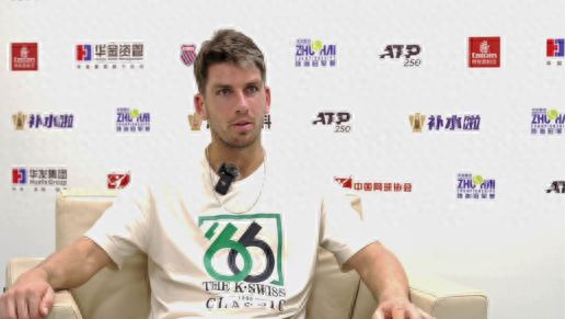 保利尼奧并 保利尼奧并