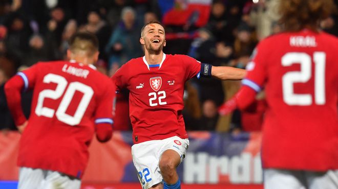 在接到队友 在接到队友