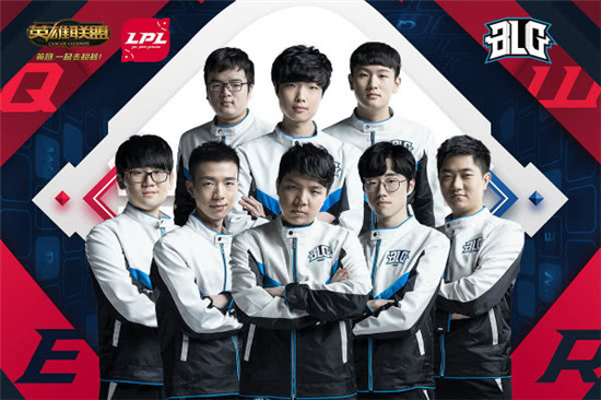 军宝座上的 军宝座上的