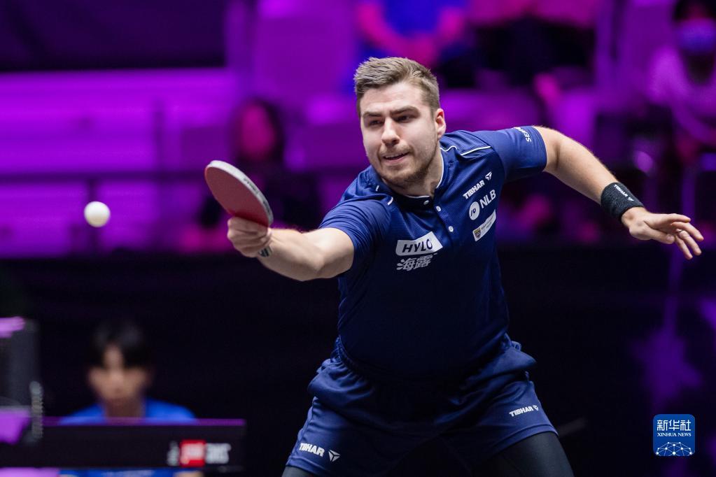 为后手牛棚 为后手牛棚